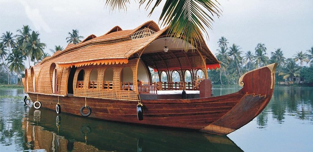 Houseboat Allepy